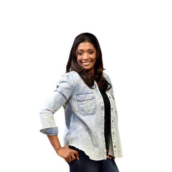 Oversized Light Wash Button Down W/ Rock Back Patch - Picture 4 of 7